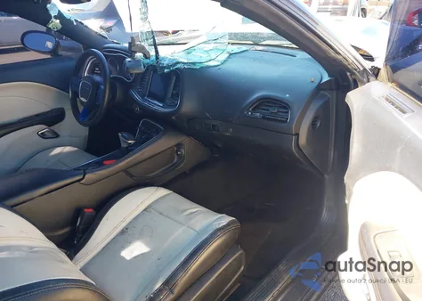 2018 Dodge Challenger Sxt Plus z USA, uszkodzony, nr VIN 2C3CDZAG8JH132331